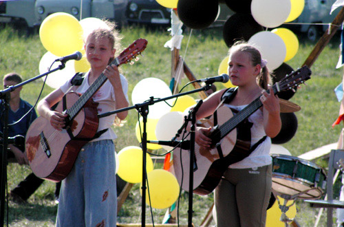 Фестиваль детской авторской песни в Белозерском детдоме
